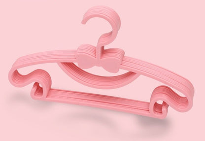 cintre enfant rose