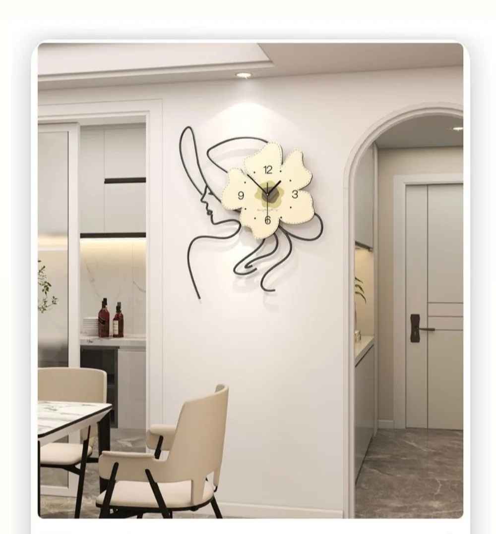 horloge moderne decorative avec style