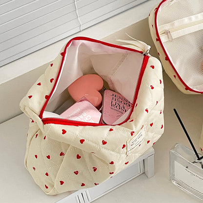 interieur de trousse de toilette