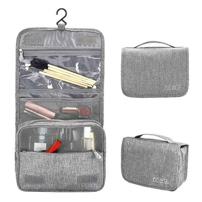 tres jolie trousse de toilette