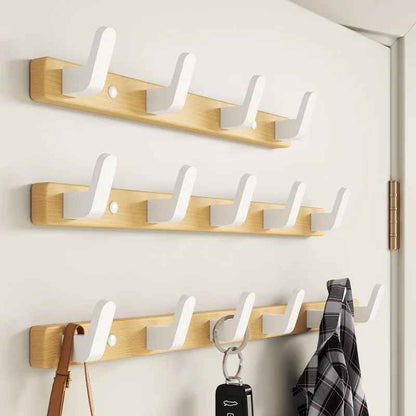 trois porte manteau bois