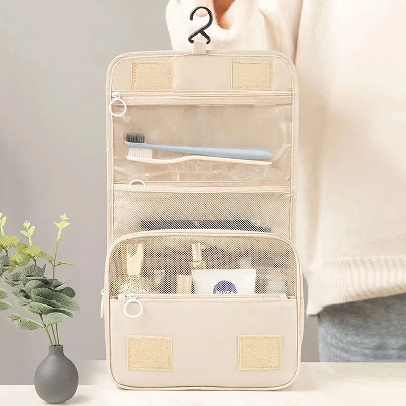 trousse de toilette avec partie transparente
