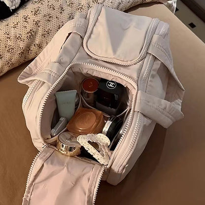 trousse de toilette pratique salle de bain
