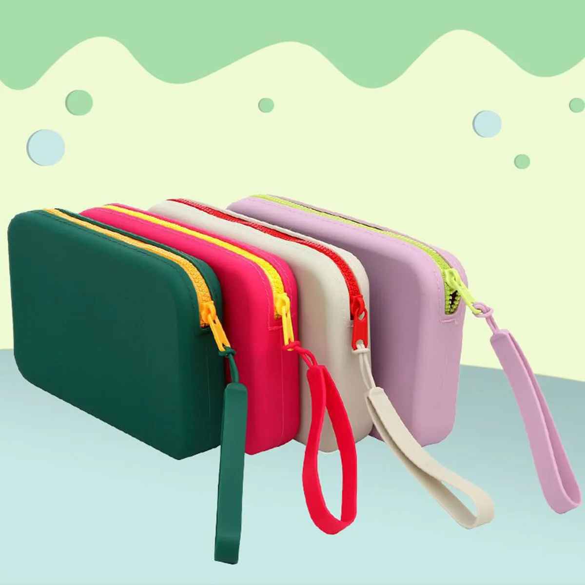 trousse de toilette quatre couleurs