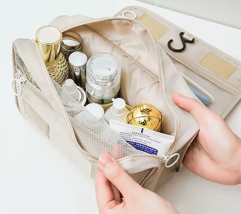 trousse de toilette vue de l interieur